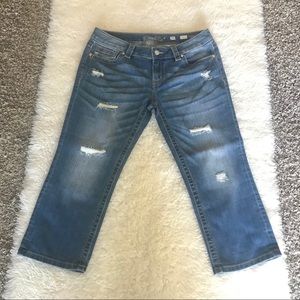 Miss Me Distressed Cuffed Capri Jeans size 30
